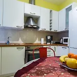 Quattro Cantoni Apartments Апартаменты *