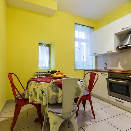 Quattro Cantoni Apartments *