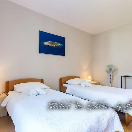Quattro Cantoni Apartments Apartment