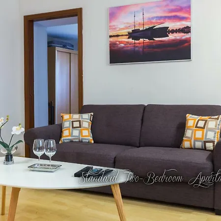 Апартаменты Quattro Cantoni Apartments